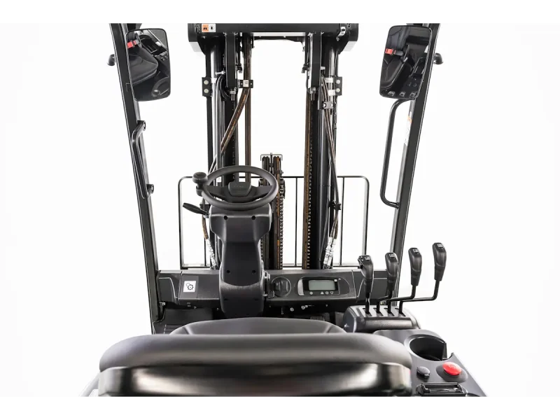 20231208-bobcat-emea-electric-forklifts-b25x-7-plus-gallery-1
