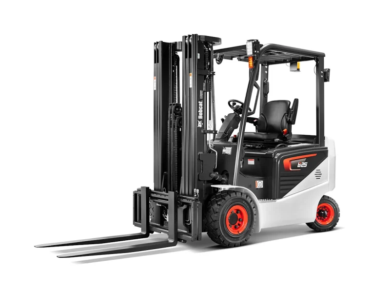 20240215-bobcat-emea-electric-forklifts-b25ns-studio-1