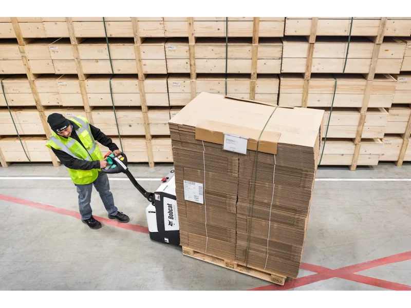 20240215-bobcat-emea-warehouse-equipment-bpl18s-7-gallery-4