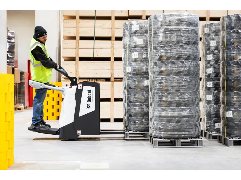 20240215-bobcat-emea-warehouse-equipment-bpr20s-7-gallery-1