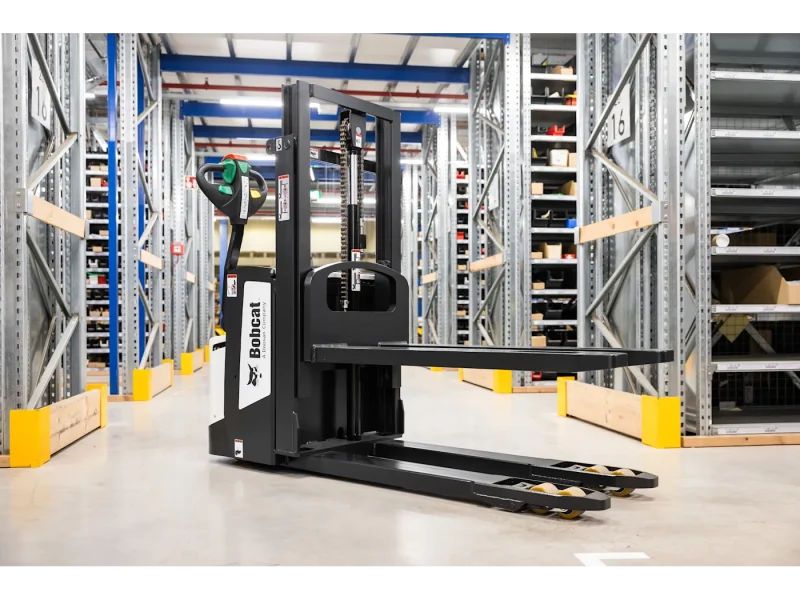 20240227-bobcat-emea-warehouse-equipment-bdl13s-7-gallery-1