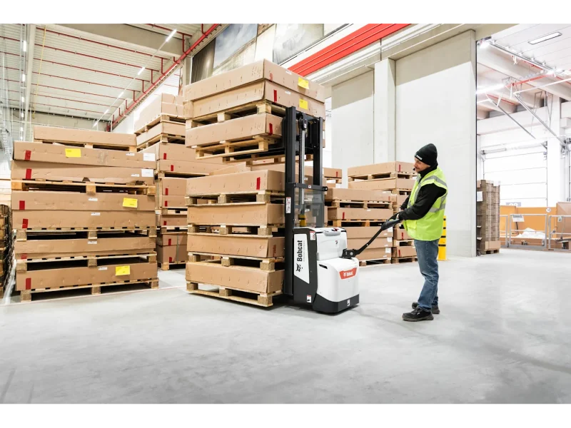 20240227-bobcat-emea-warehouse-equipment-bdl13s-7-gallery-2