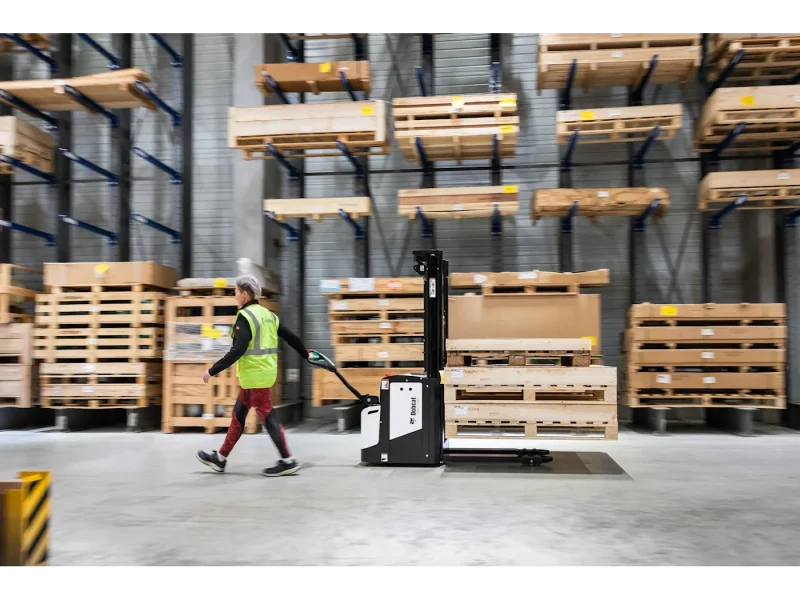 20240227-bobcat-emea-warehouse-equipment-bsl16s-7-gallery-4