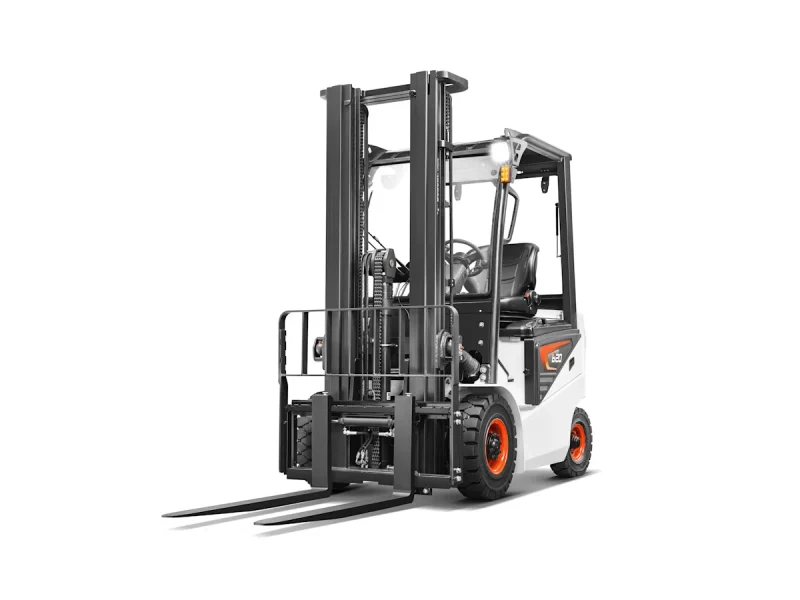 20240321-bobcat-emea-electric-forklifts-b20nsc-studio-1